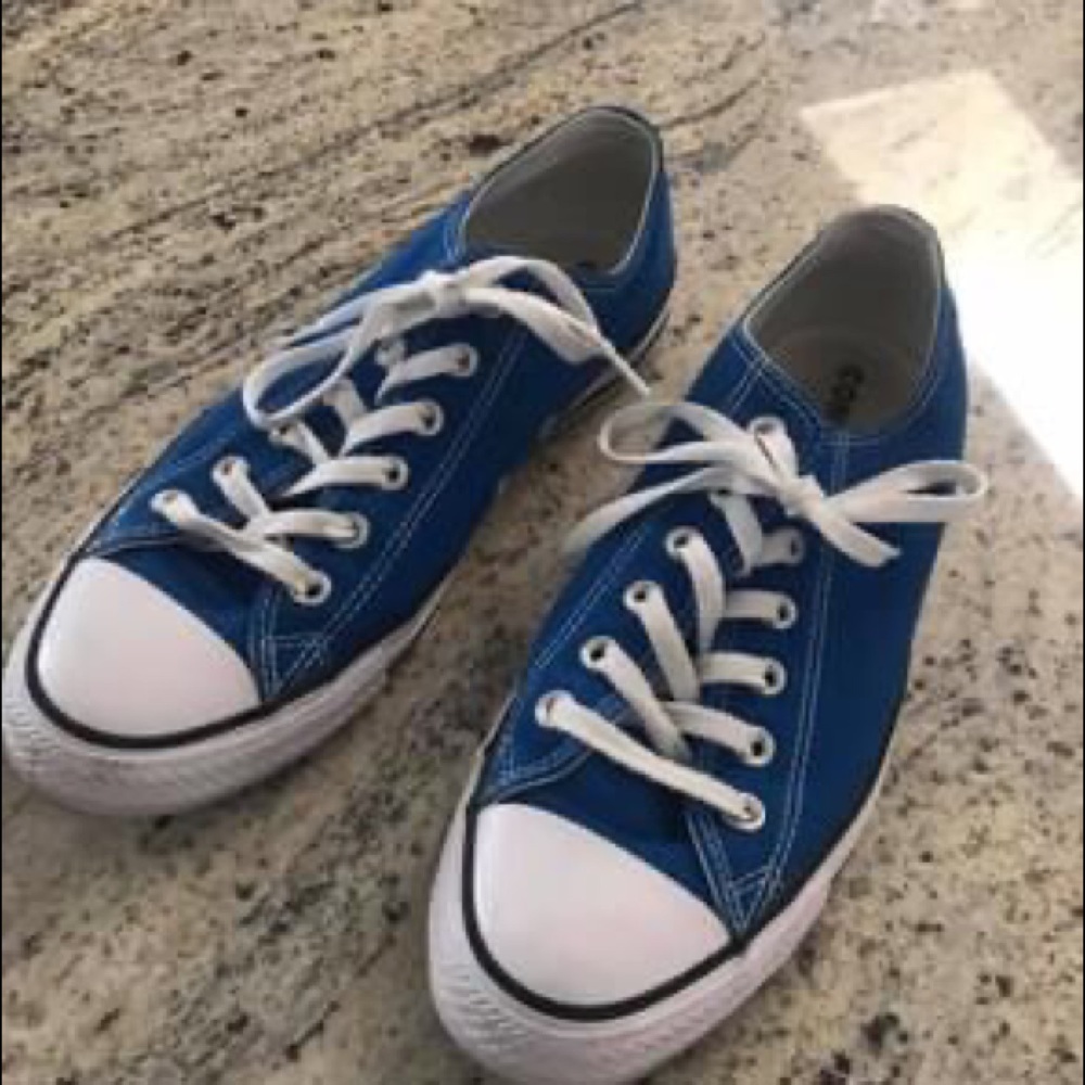 Converse Chuck Taylor All Star Low 7.5 mens